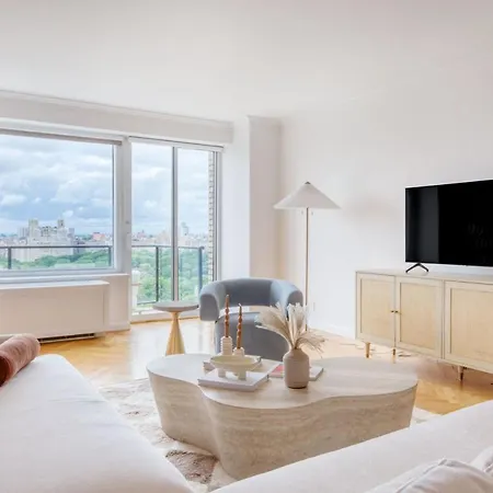 Ues 3br W Balcony Doorman Nr Park Nyc-1192 * New York