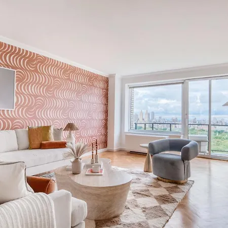 Apartment Ues 3br W Balcony Doorman Nr Park Nyc-1192 New York
