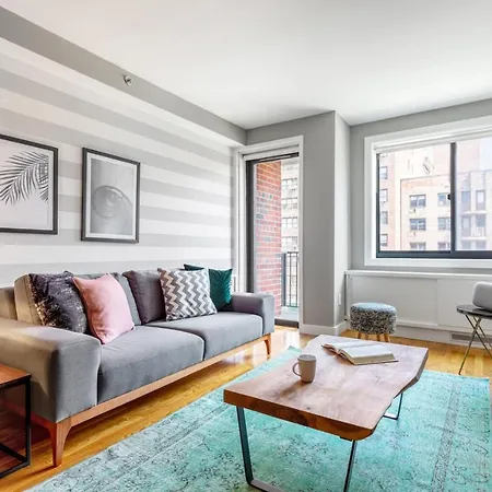 Chelsea 1br W Balcony Doorman Gym Nyc-135 * New York