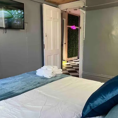 Apartment Jfk Stylish 3 Bedroom 2-8 Guests Near Airtrain