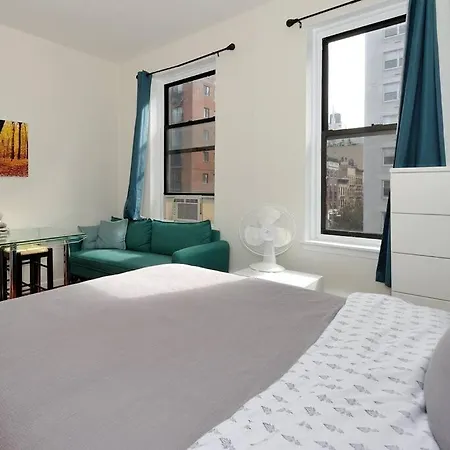 Perfect 2 Bedroom Near Park