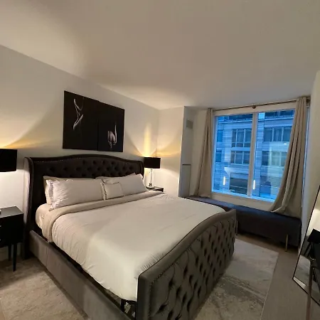 Aparthotel Walking Distance From Park Luxury