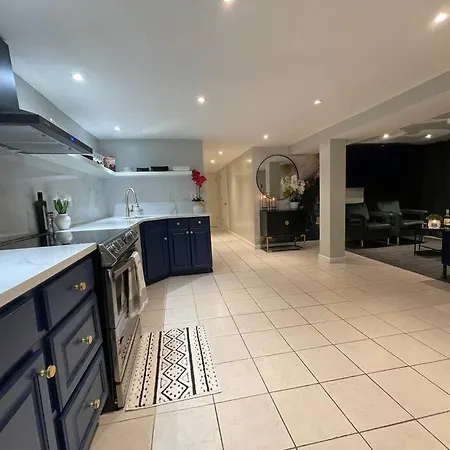 Holiday home The Circle Near Jfk + Shopping Mall *