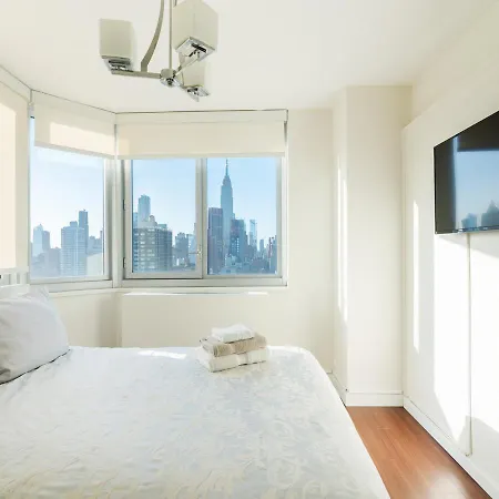 Stunning 3br At Midtown East
