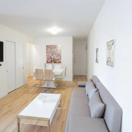 Unique 3 Bd At Upper West Side Apartment *