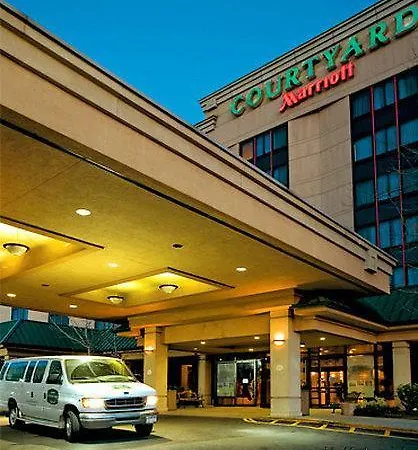 Courtyard By Marriott Laguardia Airport Hotel New York