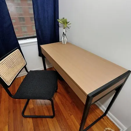 Relaxing 1 Bedroom In Garment