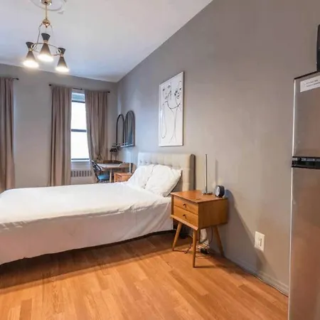 Lovely Studio In Heart Of Nyc Apartment