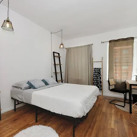 Spectacular Studio Close To Times Square! *