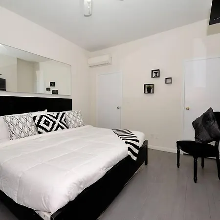 Apartment 3br/1ba Near Times Square *