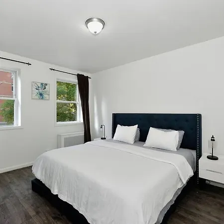 Apartment New And Spacious 3 Bedroom In Midtown West! *