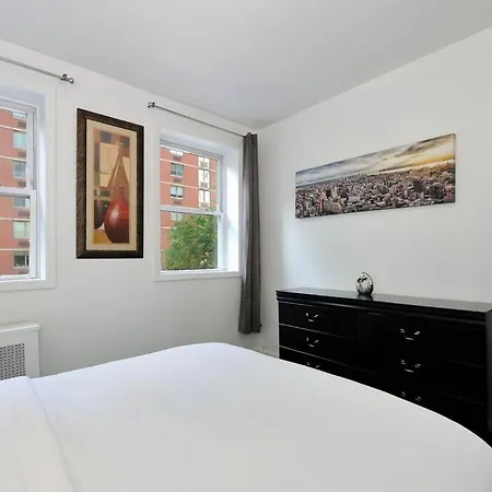 Apartment New And Spacious 3 Bedroom In Midtown West! New York