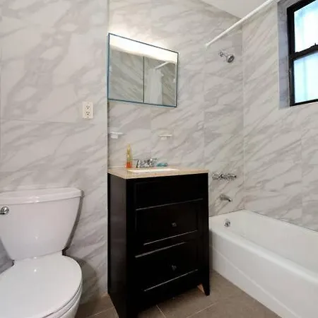 3br/1ba Near Times Square New York