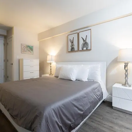 One Bedroom Elegant In *