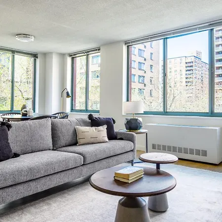 Uws 2br W Gym Dm Elev Nr Park Trains Nyc-577 Apartment *