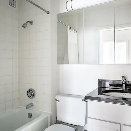 Uws 2br W Gym Dm Elev Nr Park Trains Nyc-577 Apartment *