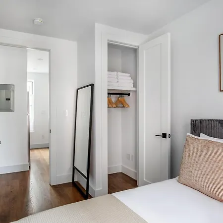 Apartment East Village 3br W Elevator Wd Nr Parks Nyc-1209