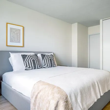 Apartment Uws 2br W Gym Dm Elev Nr Park Trains Nyc-577 New York