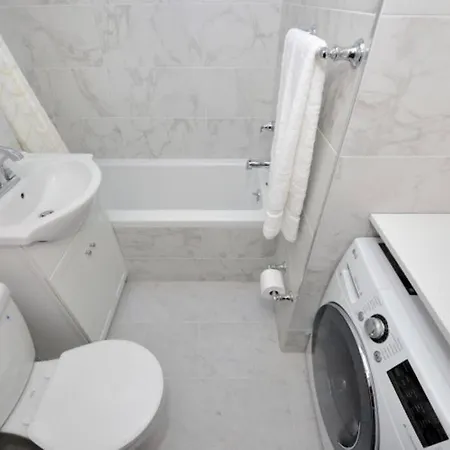 Apartment Splendid Studio In Washington Sq Park! *