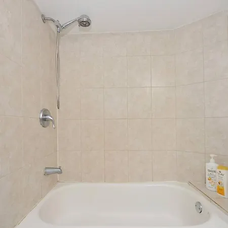 Duplex Studio Near Park *