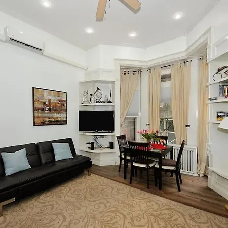 Duplex Studio Near Park * New York