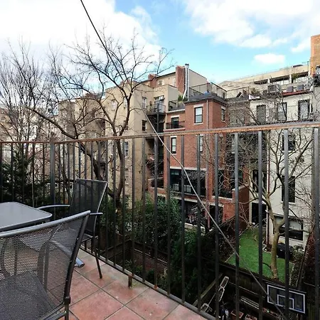 Beautifully Designed In Upper West Side! New York