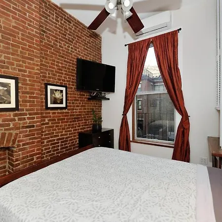 Beautifully Designed In Upper West Side! Apartment