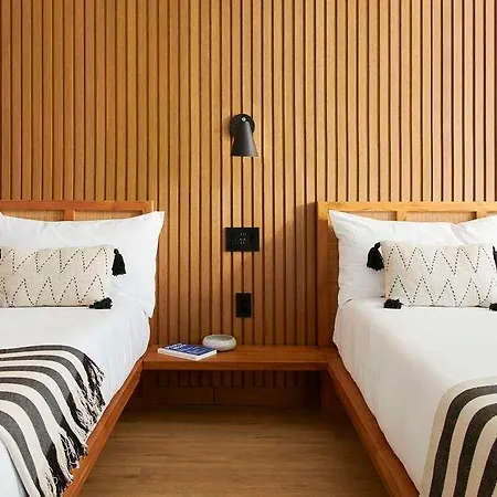 Hotel The Rockaway 4*