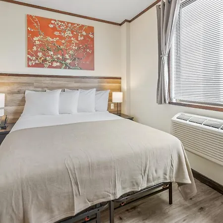 Highbridge 3* New York