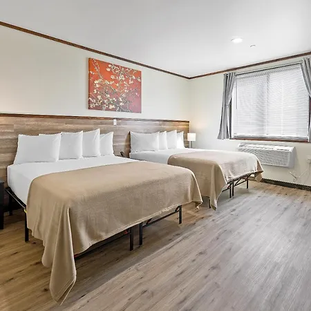 Highbridge Hotel 3*
