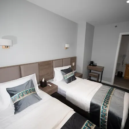 Hotel Flushing Garden New York