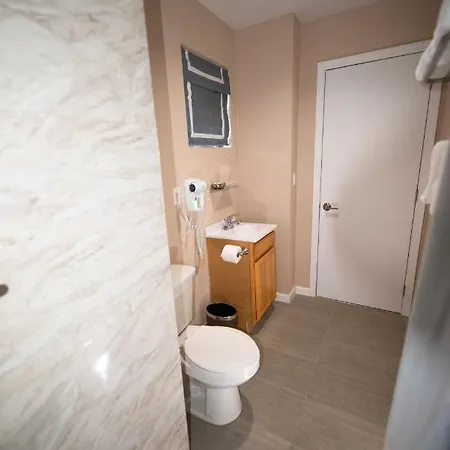 Hotel Flushing Garden 2*
