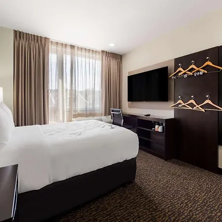 Sleep Brooklyn - Sheepshead Bay Hotel New York