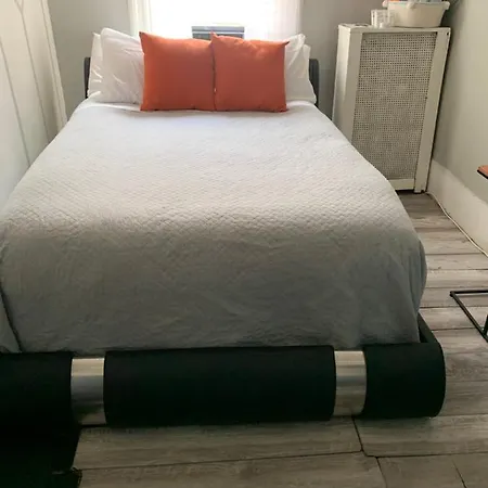 Cassandra's Private Getaway Heart Of Brooklyn * New York