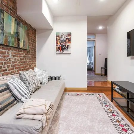 2br/2bath In Midtown East Apartment