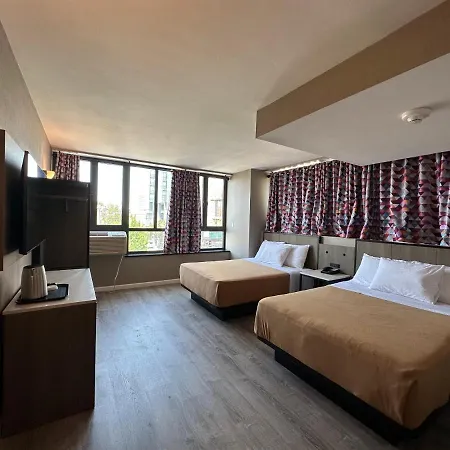 Hotel Regal & Laguardia 3*