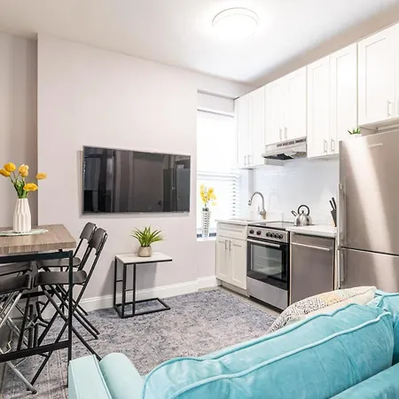 3br Chelsea In Nyc Apartment *