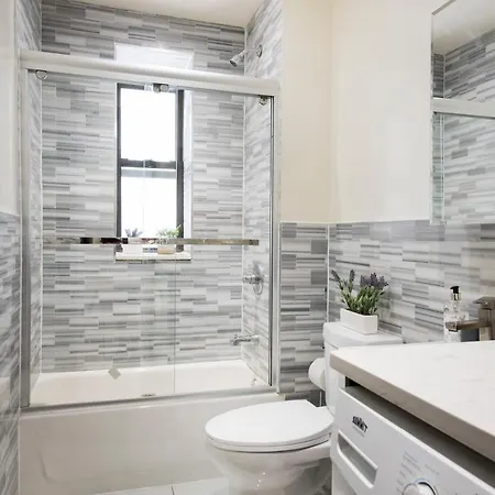 3br In Amsterdam Ave! Apartment New York