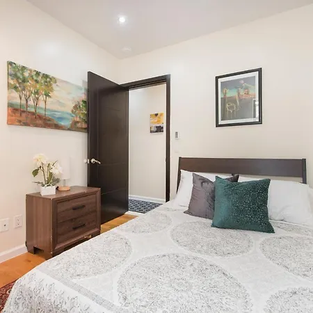 3br In Amsterdam Ave! Apartment New York
