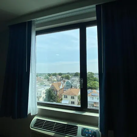 Liberty & Suites-jfk Airport- La Guardia Airport Hotel