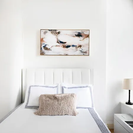 Elegant Three Bedroom In Financial District New York