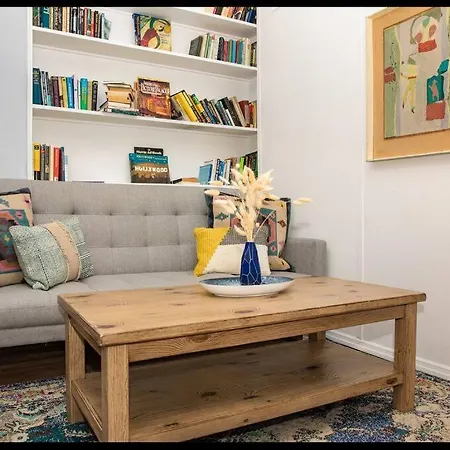 4br 10 Mins Walk To Central Park! Apartment New York