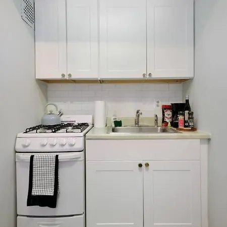 Cosy Studio Close To Times Square Nyc Apartment New York