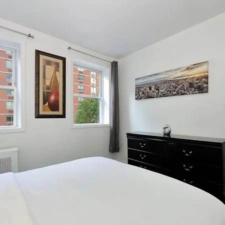 Apartment New And Spacious 3 Bedroom In Midtown West! New York