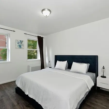 Apartment New And Spacious 3 Bedroom In Midtown West!
