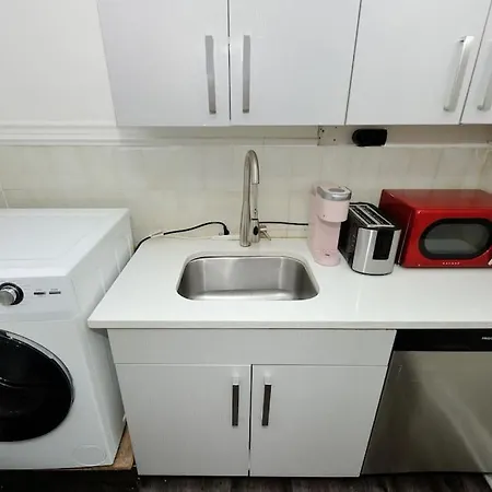New And Spacious 3 Bedroom In Midtown West!