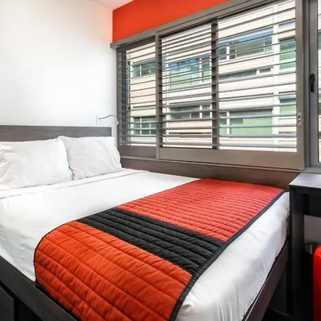 Pod Brooklyn 3*
