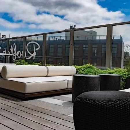 Hotel Pod Brooklyn 3*