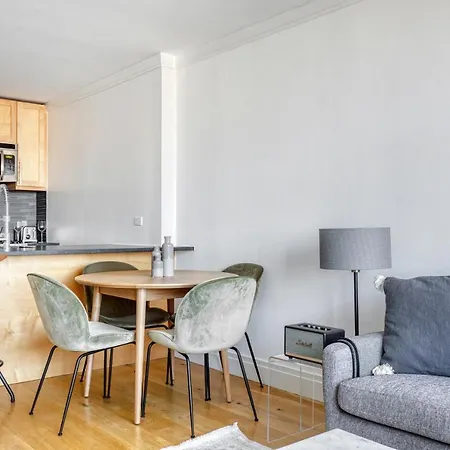 Ues 2br W Gym Wd Doorman Nr 6 Train Met Nyc-655