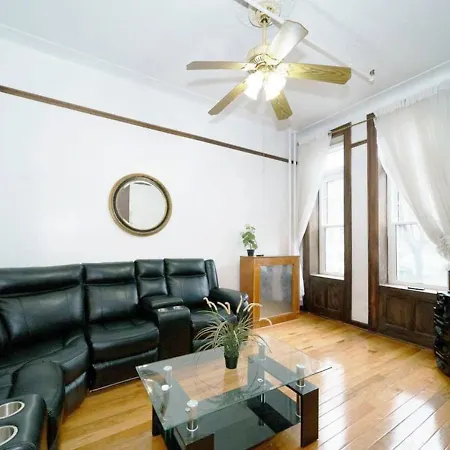 Holiday home Entire House Except Basement *
